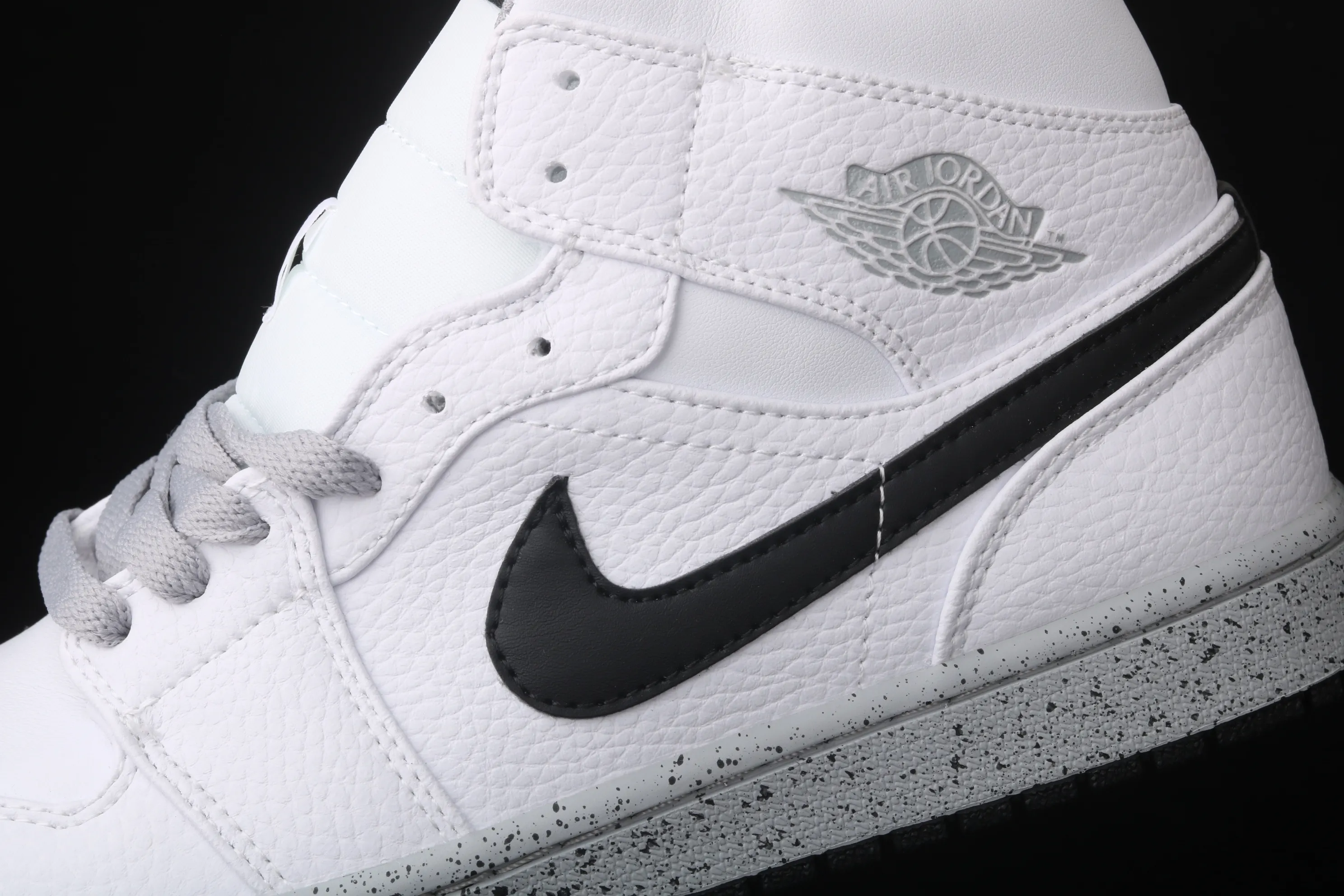 All categories Air Jordan Jordan series basketball shoes Air Jordan 1 Mid Air Jordan 1 Mid AJ1 Joe 1 splash gray China series basketball shoes 554725-115